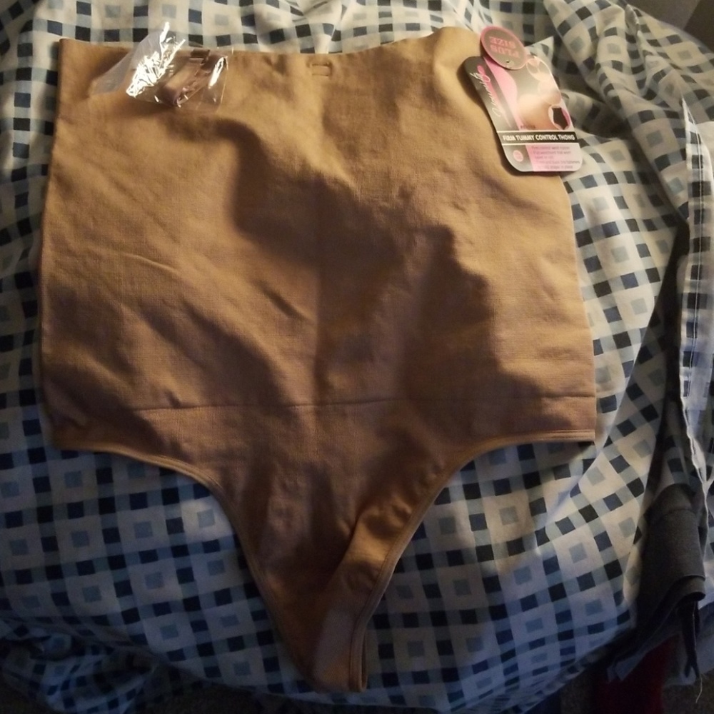 Firm Tommy control thong